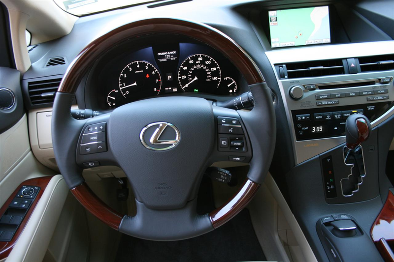 Illustration for article titled 2010 Lexus RX 350, RX 450h: First Drive